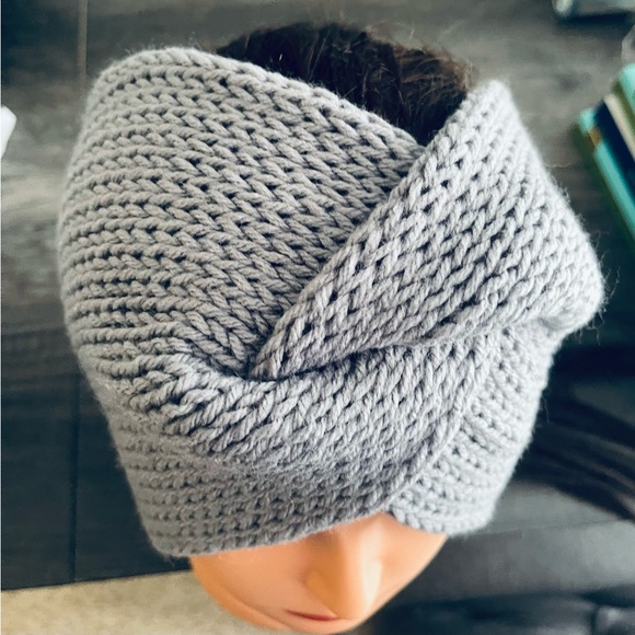 Handmade head ear warmer gray soft acrylic holiday gift stocking stuffer - Picture 2 of 6